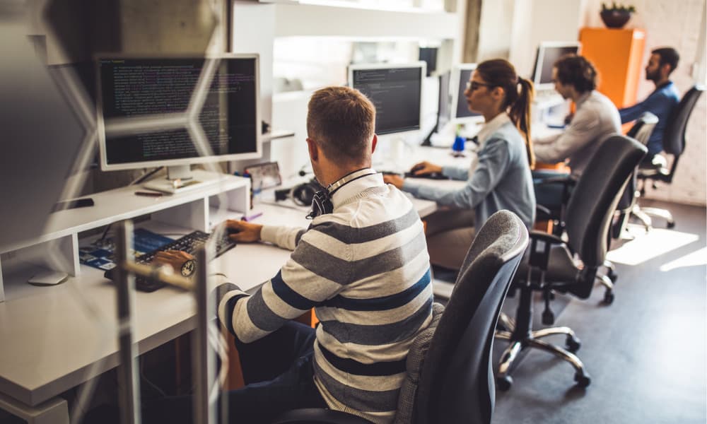 Full-Time Jobs in 2025: Building a Stable Career in a Changing Work Environment