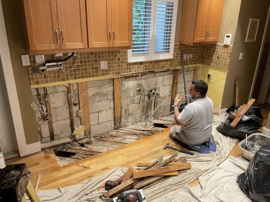 Bathroom Remodeling & Home Restoration Services: Cost, Contractor Options & What’s Available in 2025