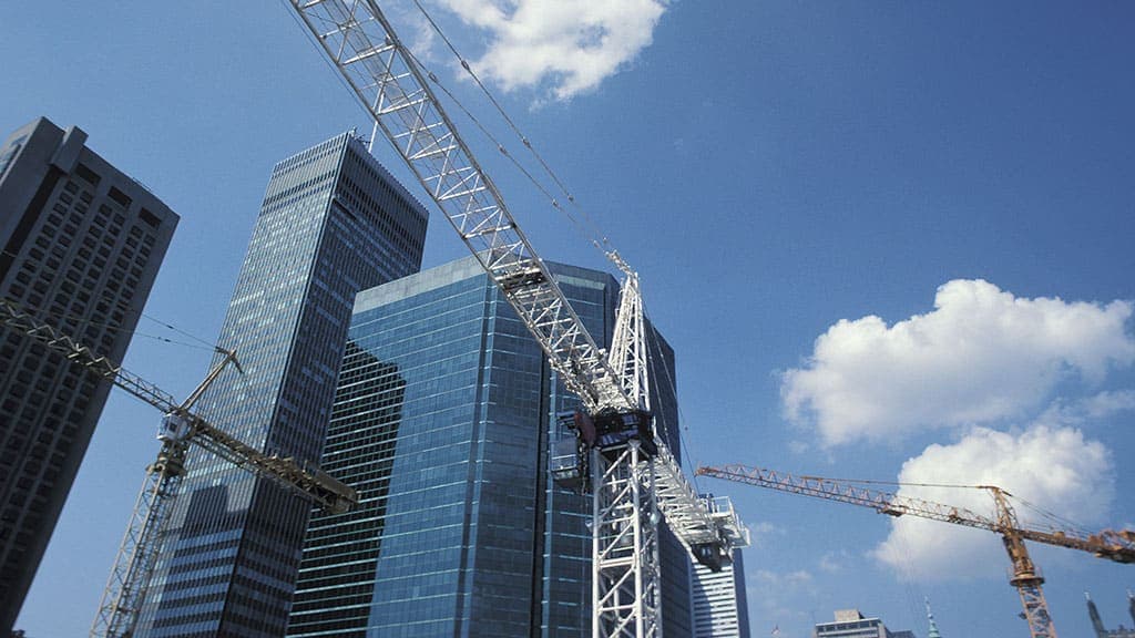 Finding Construction Jobs in Canada: Working with Concrete and General Contractors