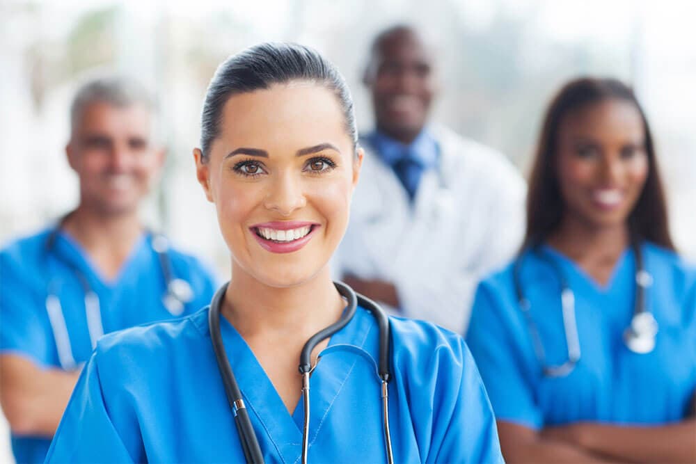 From CNA to LPN: A Clear Career Pathway (Timelines, Online Options, and Funding)
