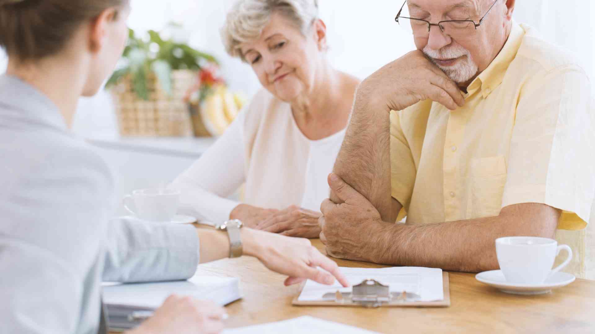 A Practical Guide to Life Insurance for Seniors in Canada: How It Works, What to Know, and How to Evaluate Your Options