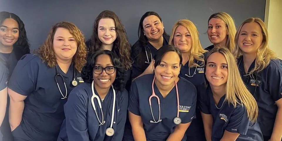 LPN Courses: A Practical Guide to Online Classes, Program Length, Costs, Scheduling, and Licensing