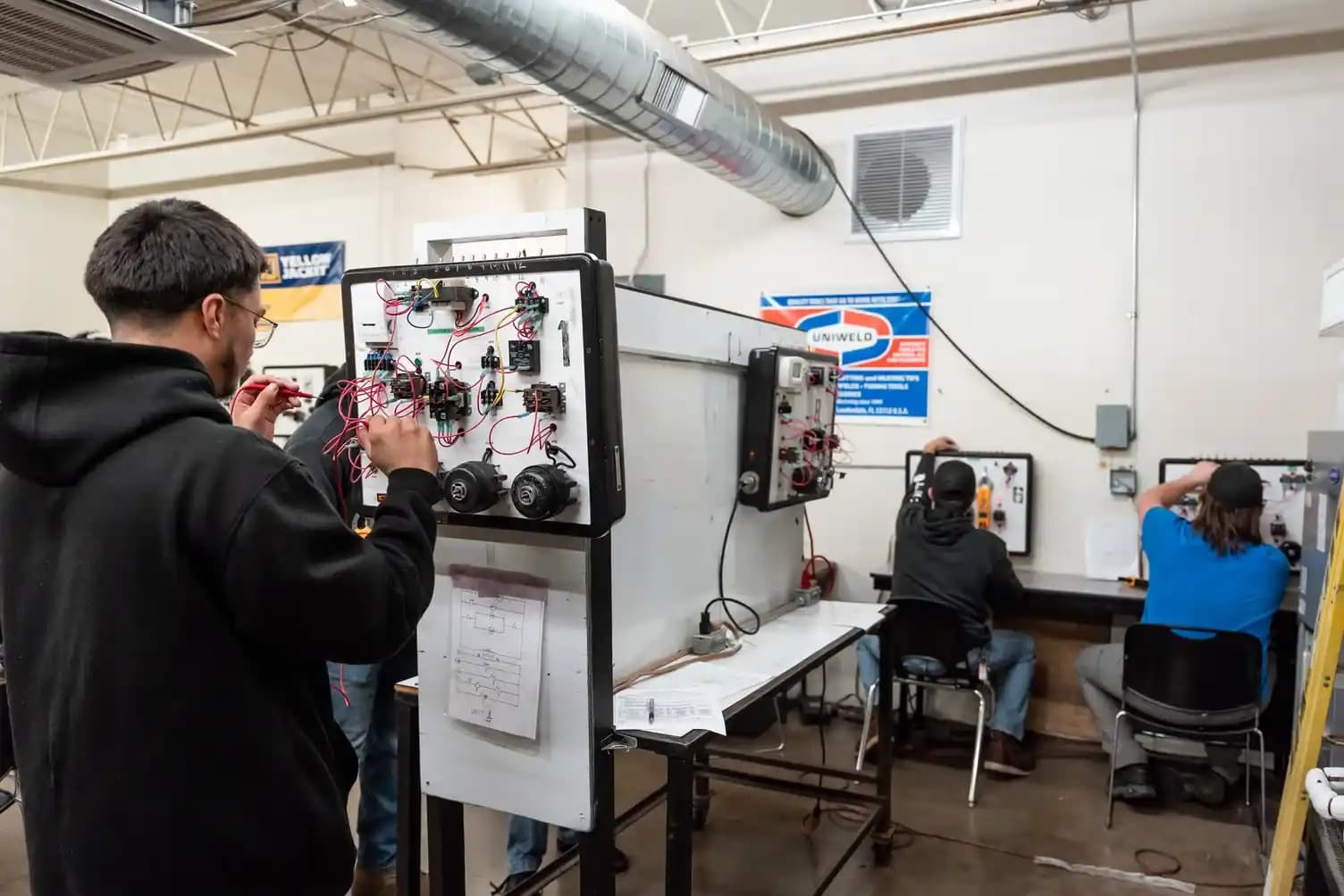Carrier Paid HVAC Training: A Practical Guide to HVAC Training Paths in the U.S.