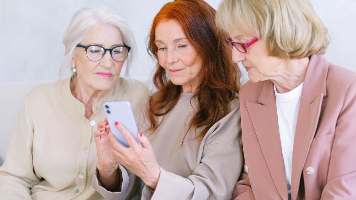 AT&T 55+ Bundle Plans for Internet and Phone: A 2026 Guide for Seniors