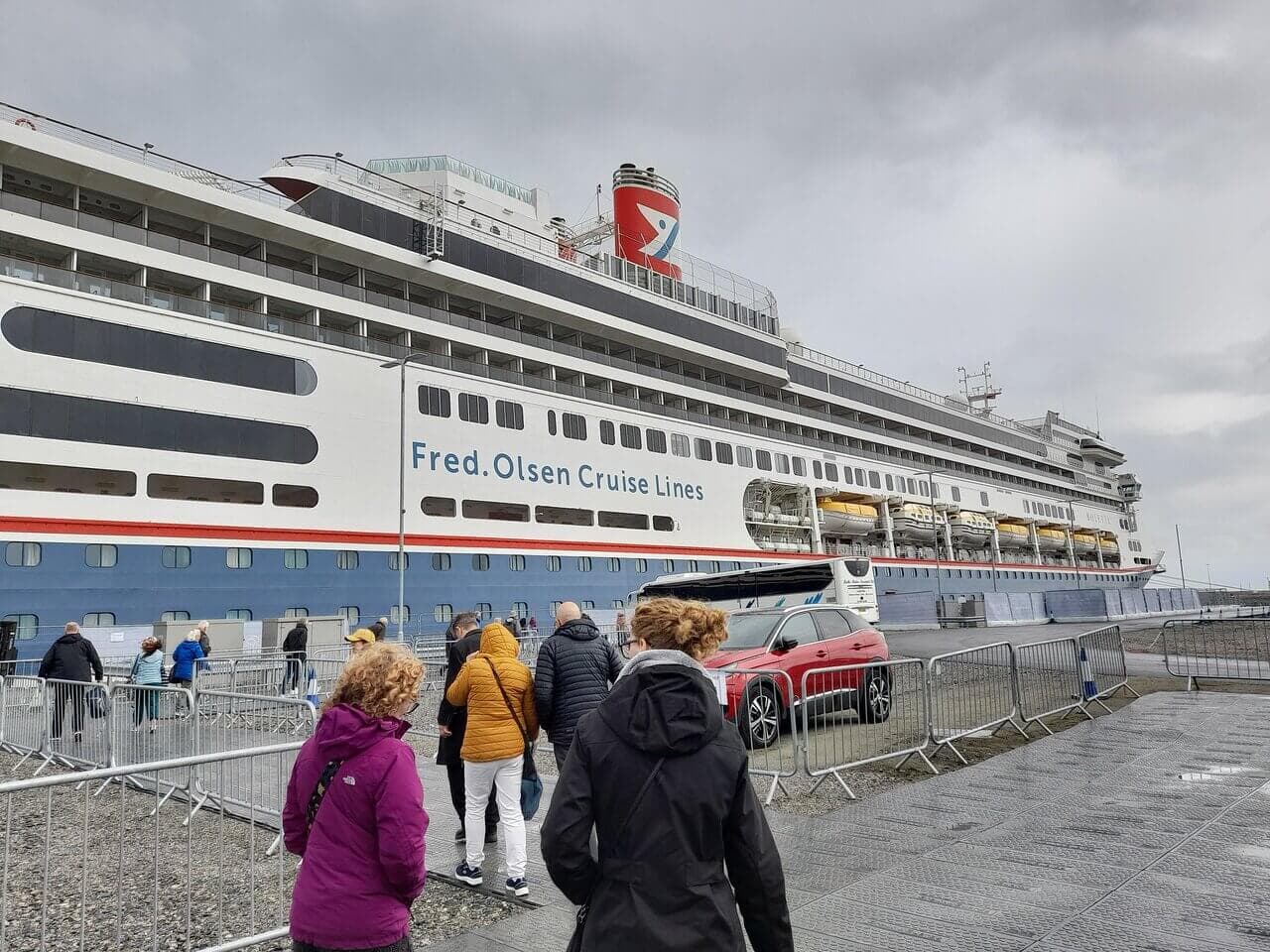 What to Pack for a 7-Day Cruise in Winter
