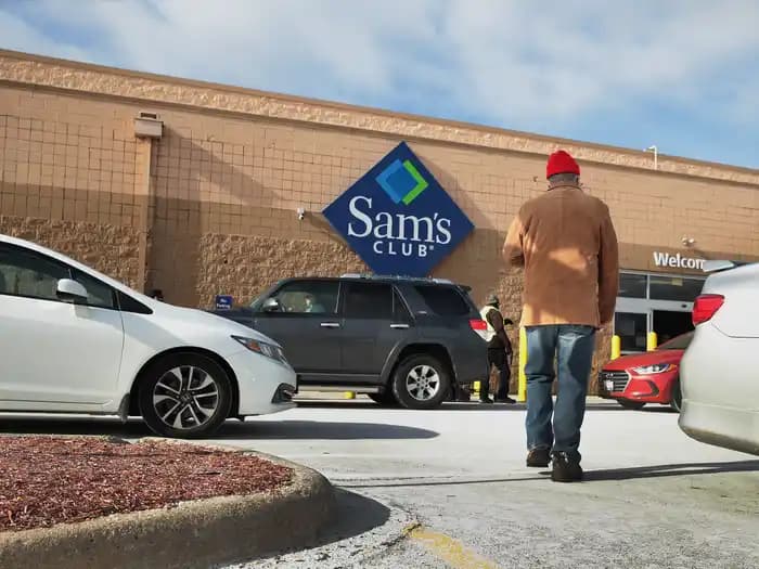 Insurance for Seniors in the U.S.: A Practical Guide to Car Insurance, Auto Insurance, and Cost Considerations
