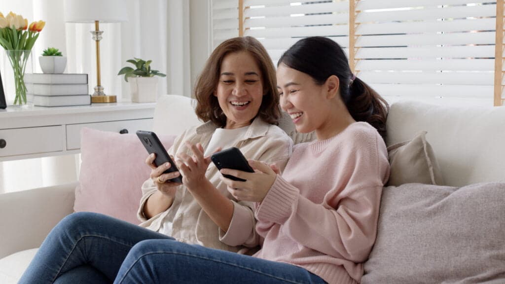5 Best Cell Phone Plans of 2025: A Complete Guide