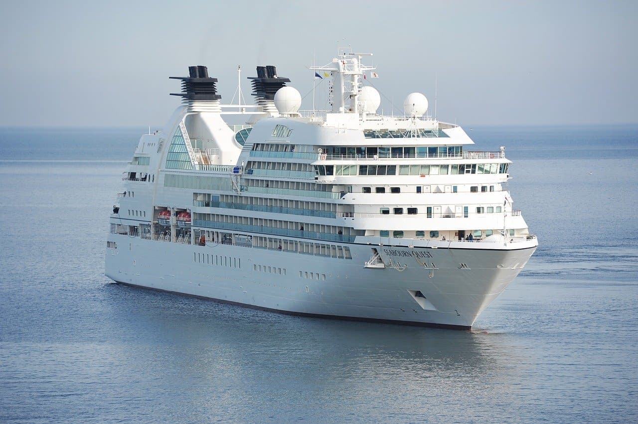 Best Luxury Cruise Travel Agents: A 2025 Guide to Planning High-End Voyages
