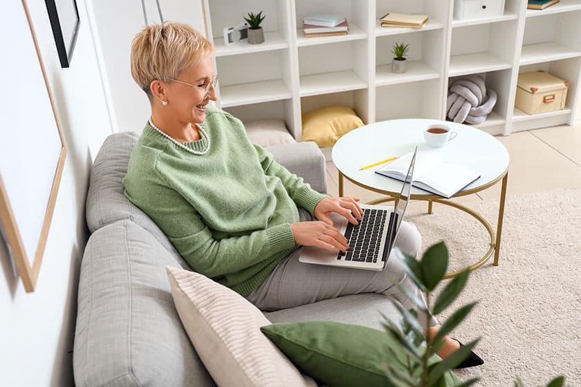 6 Safe Ways to Use the Internet for Seniors (2025 Guide)